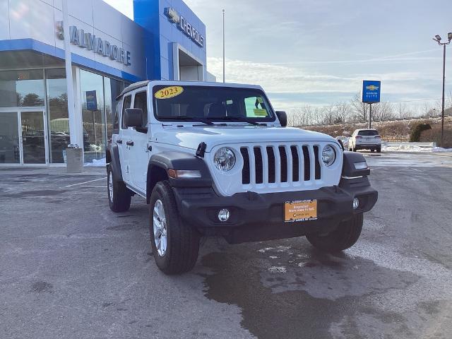 2023 Jeep Wrangler Vehicle Photo in Gardner, MA 01440