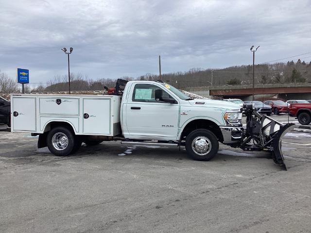 2019 Ram 3500 Chassis Cab Vehicle Photo in Gardner, MA 01440