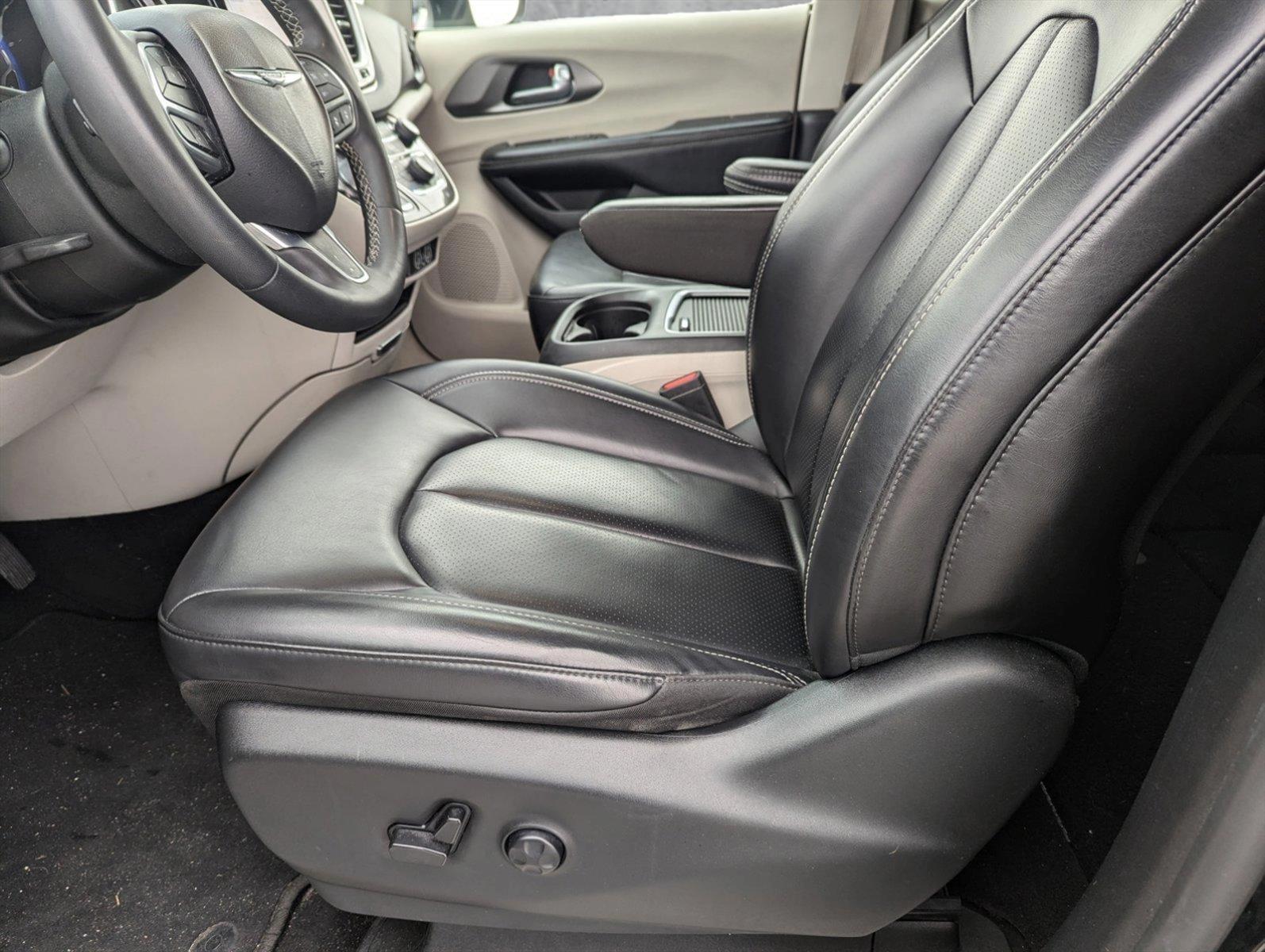 2023 Chrysler Pacifica Vehicle Photo in Ft. Myers, FL 33907