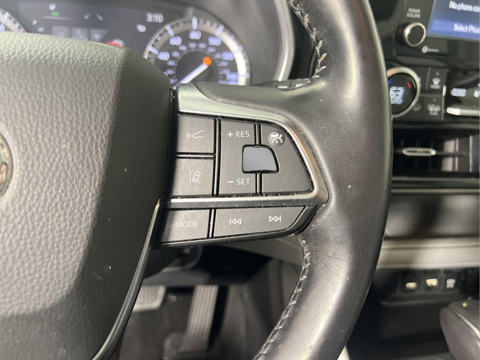 2021 Toyota Highlander Vehicle Photo in GEORGETOWN, TX 78626-7508