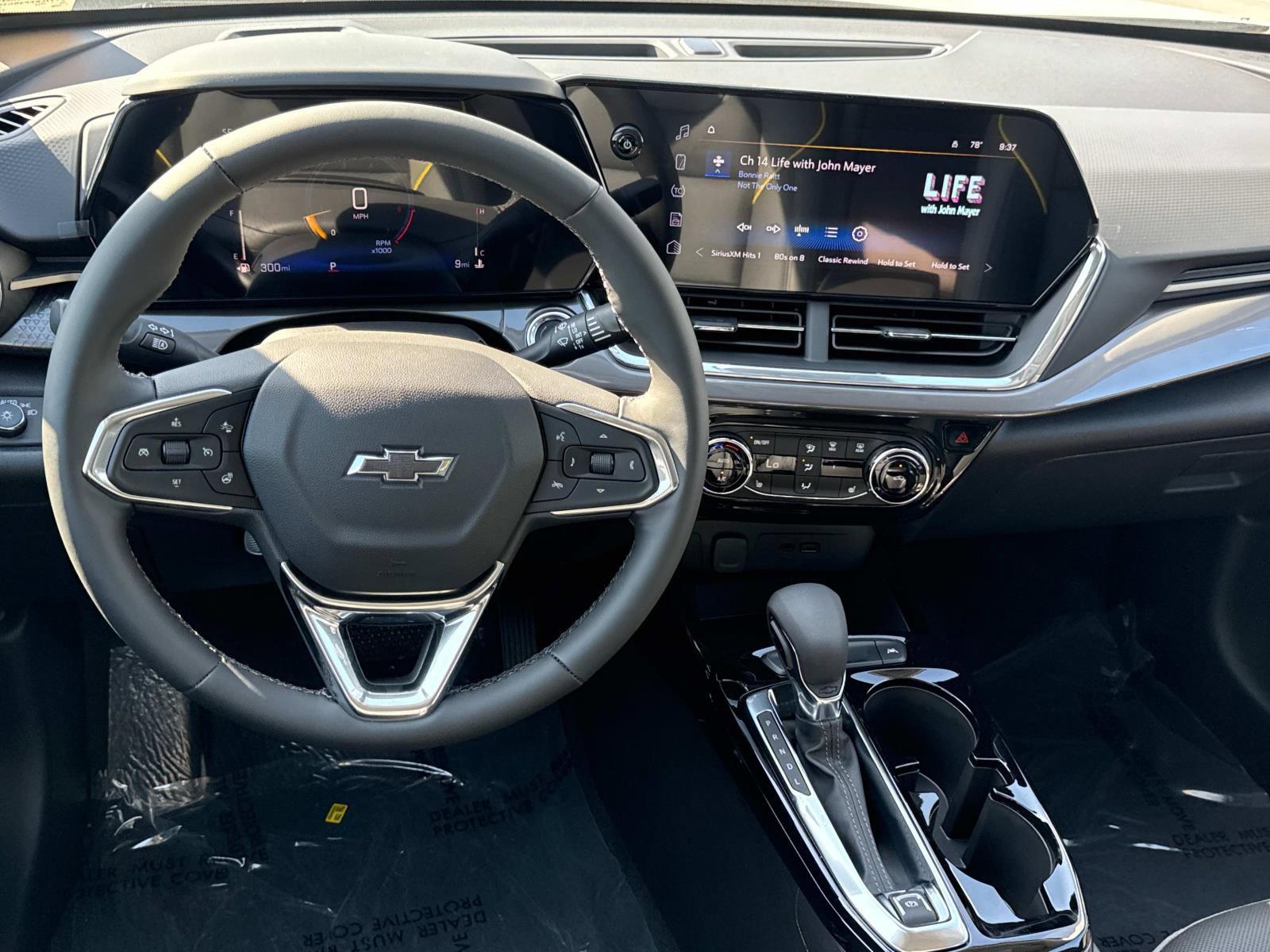 2025 Chevrolet Trax Vehicle Photo in LOS ANGELES, CA 90007-3794