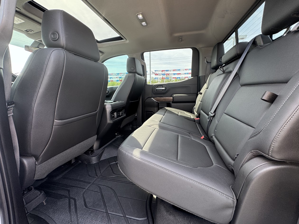 2019 Chevrolet Silverado 1500 Vehicle Photo in BOONVILLE, IN 47601-9633