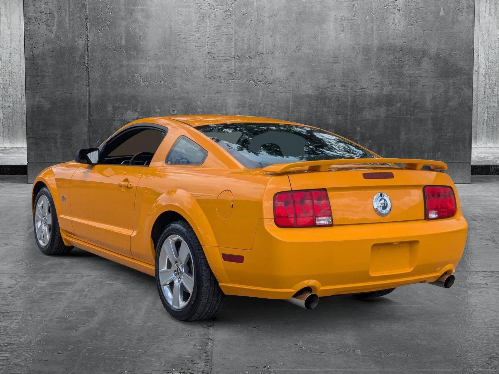2007 Ford Mustang Vehicle Photo in Tampa, FL 33614