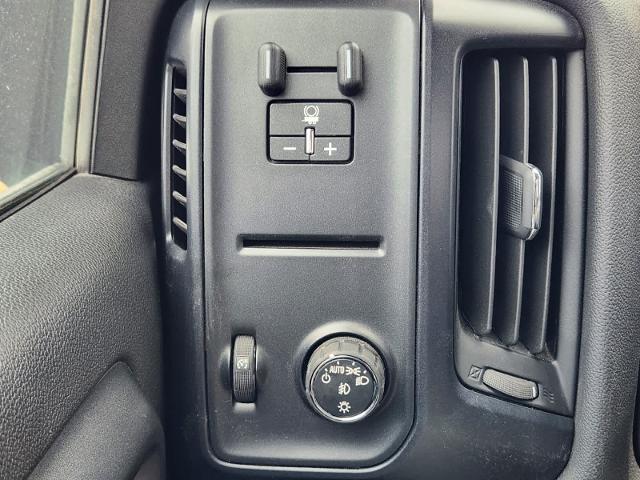 2024 Chevrolet Silverado Chassis Cab Vehicle Photo in LEWISVILLE, TX 75067