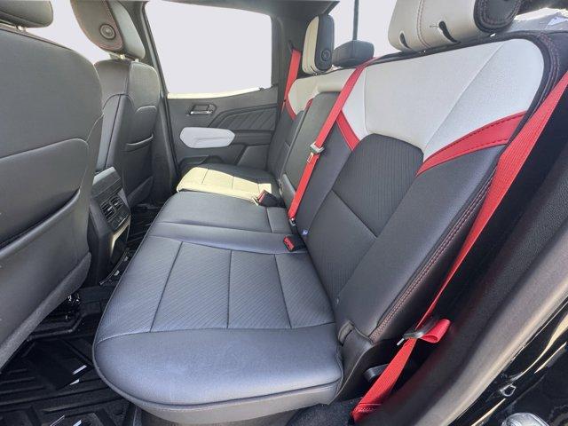 2024 GMC Canyon Vehicle Photo in LEOMINSTER, MA 01453-2952