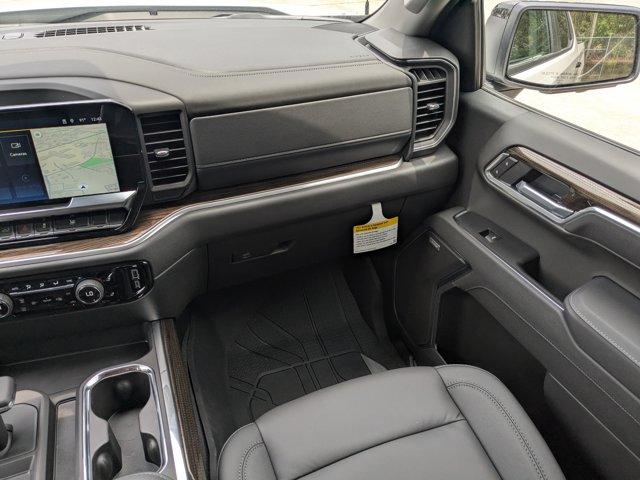 2025 Chevrolet Silverado 1500 Vehicle Photo in BRUNSWICK, GA 31525-1881