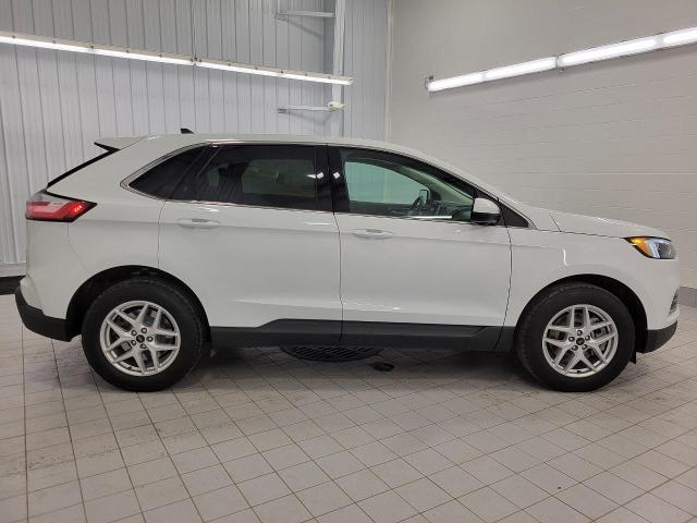 2024 Ford Edge Vehicle Photo in APPLETON, WI 54914-8833