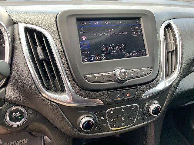 2023 Chevrolet Equinox Vehicle Photo in MOON TOWNSHIP, PA 15108-2571