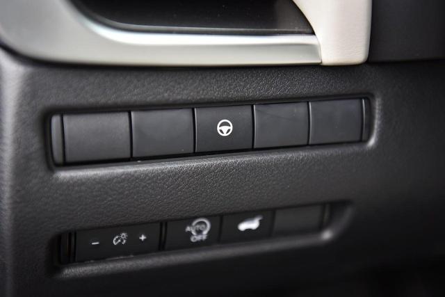 2025 Nissan Rogue Vehicle Photo in Ballwin, MO 63011