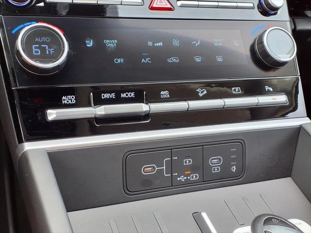 2025 Hyundai SANTA FE Hybrid Vehicle Photo in Peoria, IL 61615