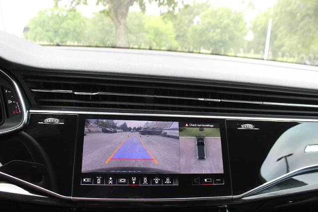 2025 Audi Q7 Vehicle Photo in HOUSTON, TX 77090