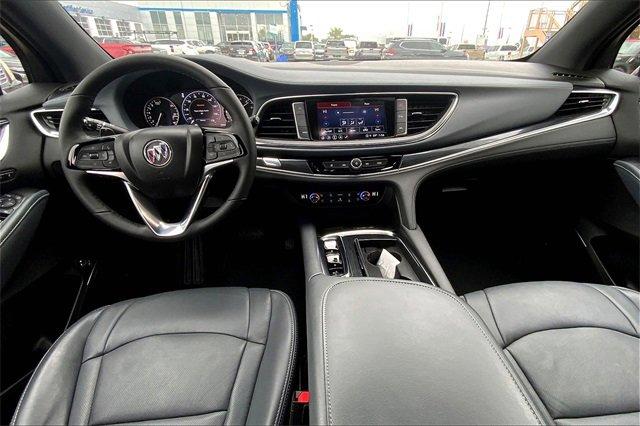 2022 Buick Enclave Vehicle Photo in TOPEKA, KS 66609-0000