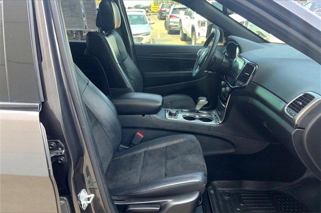 2019 Jeep Grand Cherokee Vehicle Photo in TOPEKA, KS 66609-0000