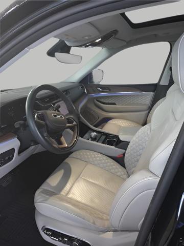 2021 Jeep Grand Cherokee L Vehicle Photo in Oshkosh, WI 54901
