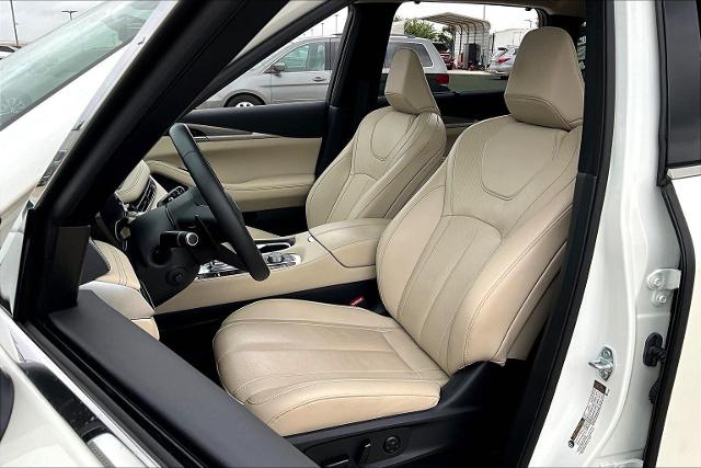 2025 INFINITI QX60 Vehicle Photo in Grapevine, TX 76051
