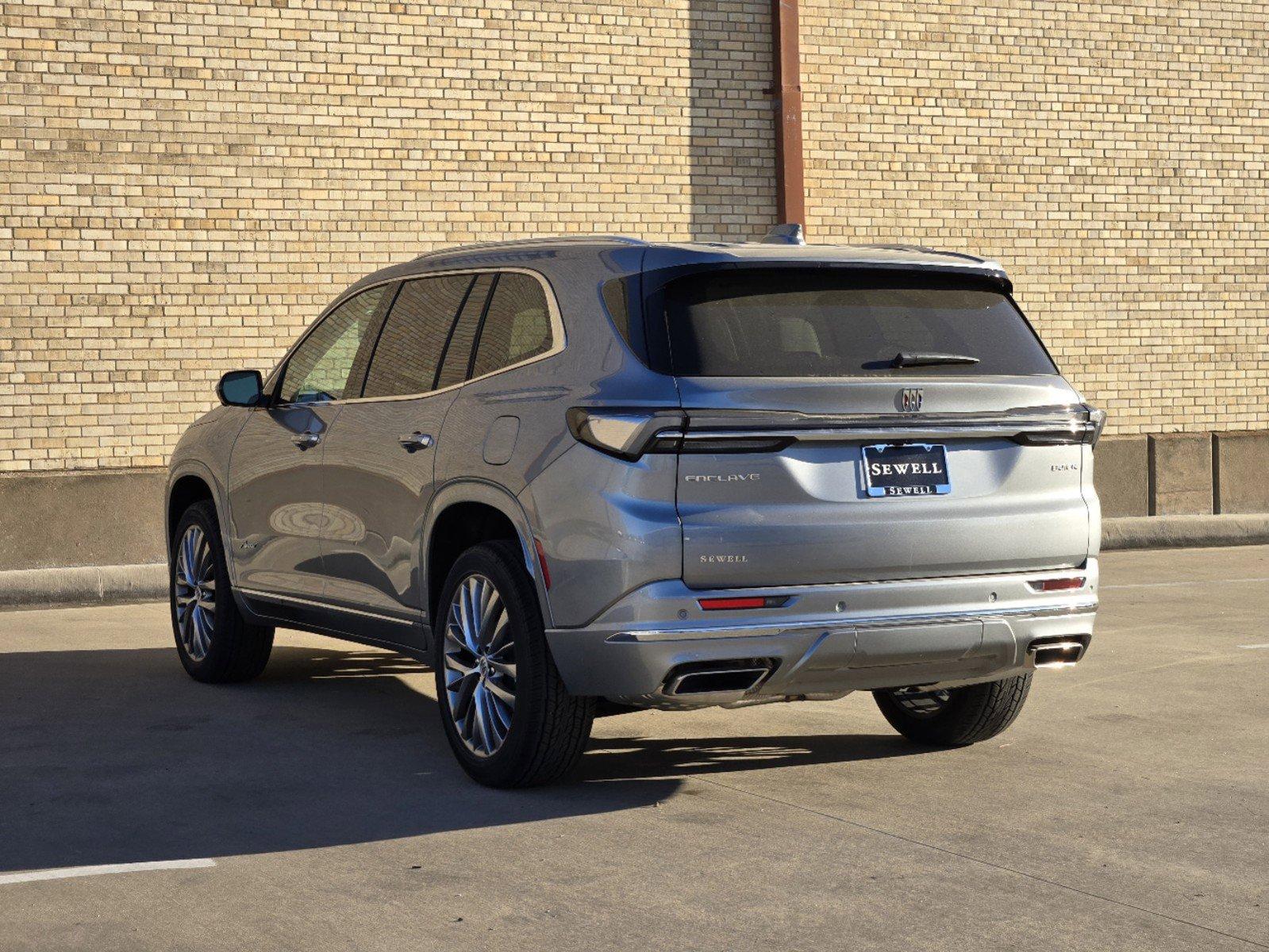 2025 Buick Enclave Vehicle Photo in DALLAS, TX 75209-3016