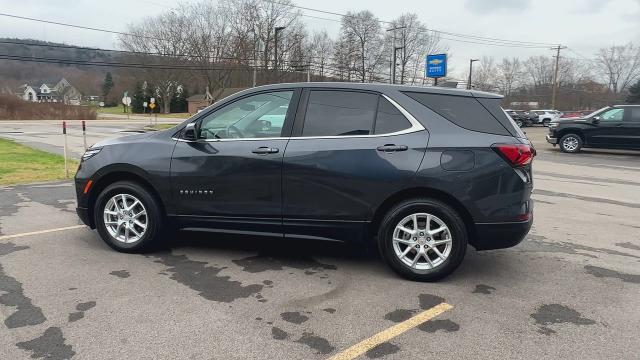 2022 Chevrolet Equinox Vehicle Photo in BOSTON, NY 14025-9684