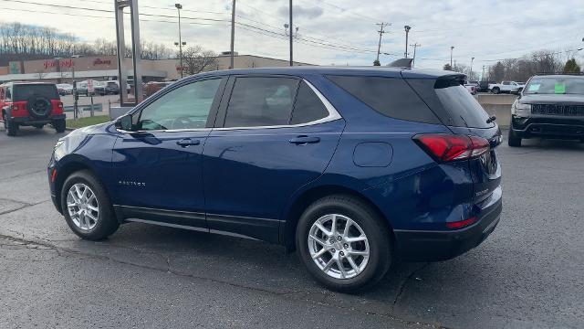 2022 Chevrolet Equinox Vehicle Photo in MOON TOWNSHIP, PA 15108-2571