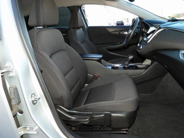 2022 Chevrolet Malibu Vehicle Photo in DALLAS, TX 75244-5909