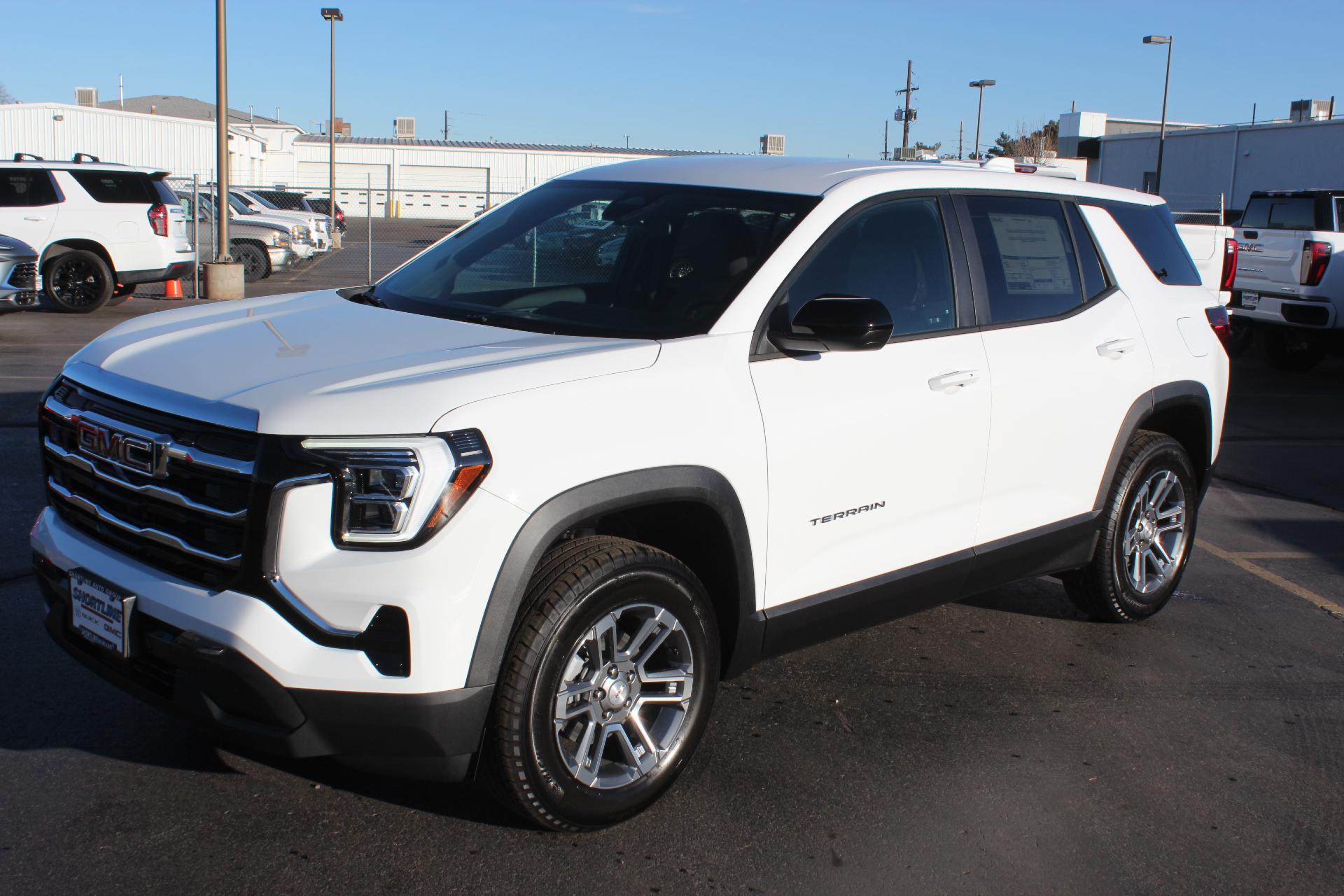 2025 GMC Terrain Vehicle Photo in AURORA, CO 80012-4011