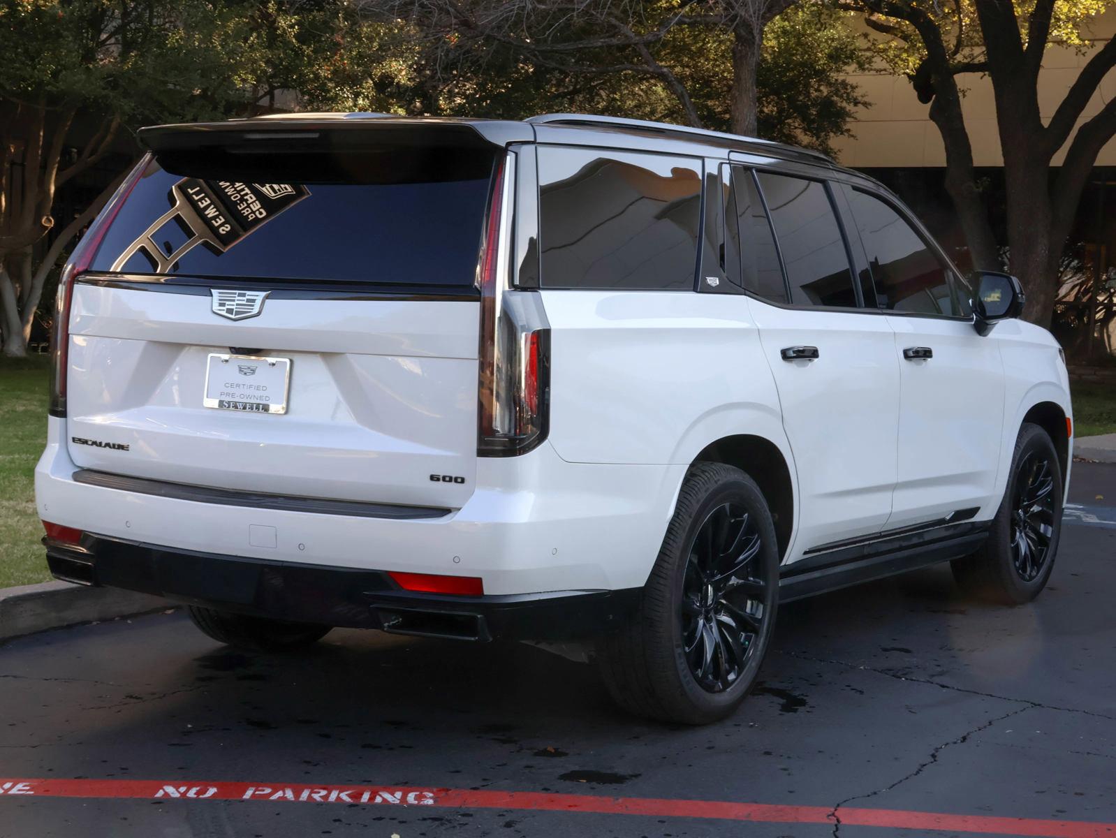 2021 Cadillac Escalade Vehicle Photo in DALLAS, TX 75209-3095