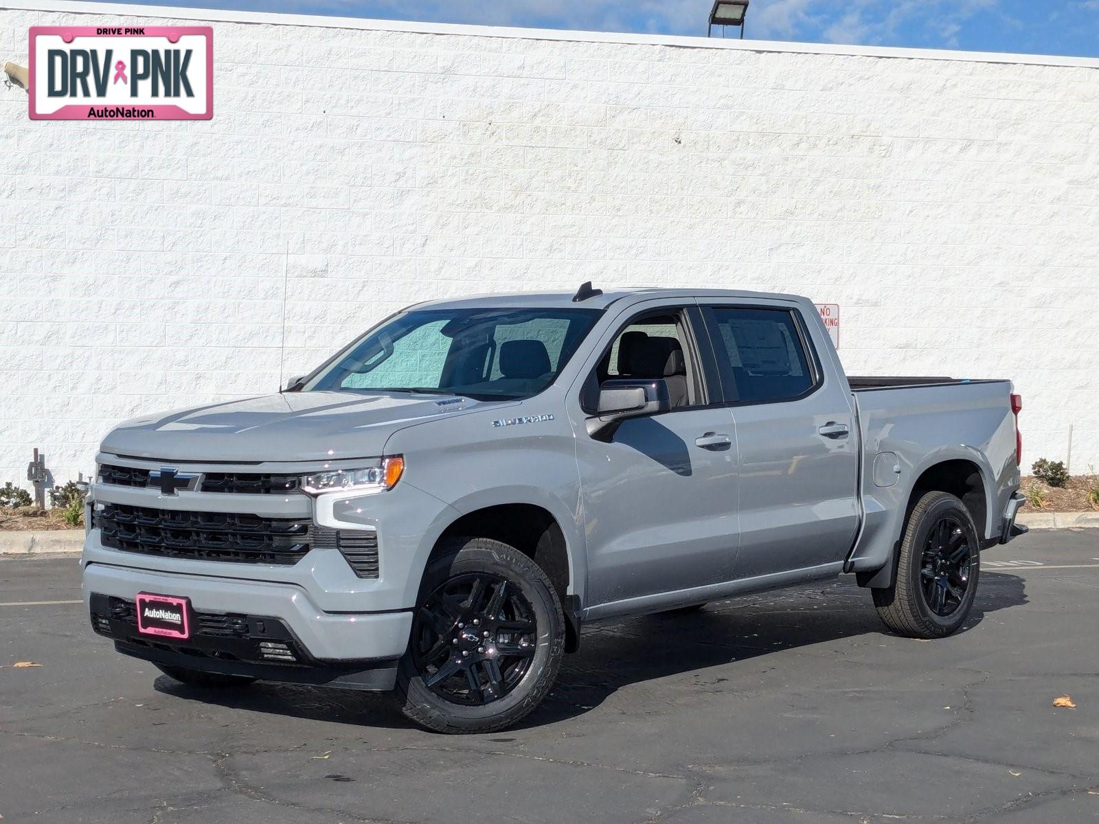 2025 Chevrolet Silverado 1500 Vehicle Photo in VALENCIA, CA 91355-1705