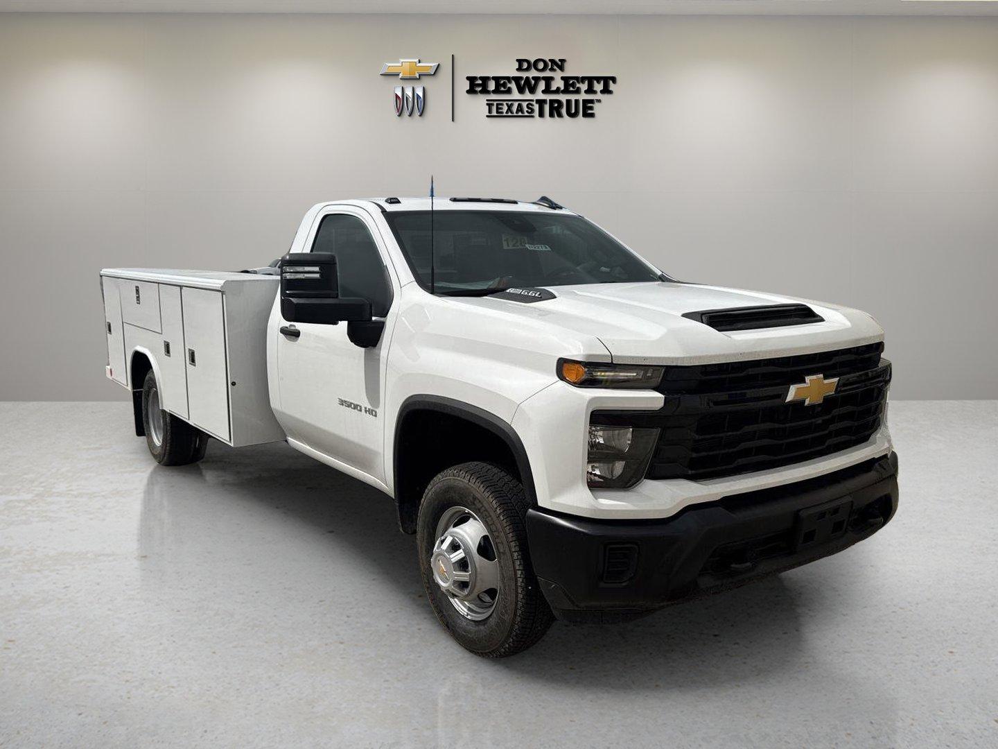 2024 Chevrolet Silverado 3500 HD Chassis Cab Vehicle Photo in GEORGETOWN, TX 78626-7508