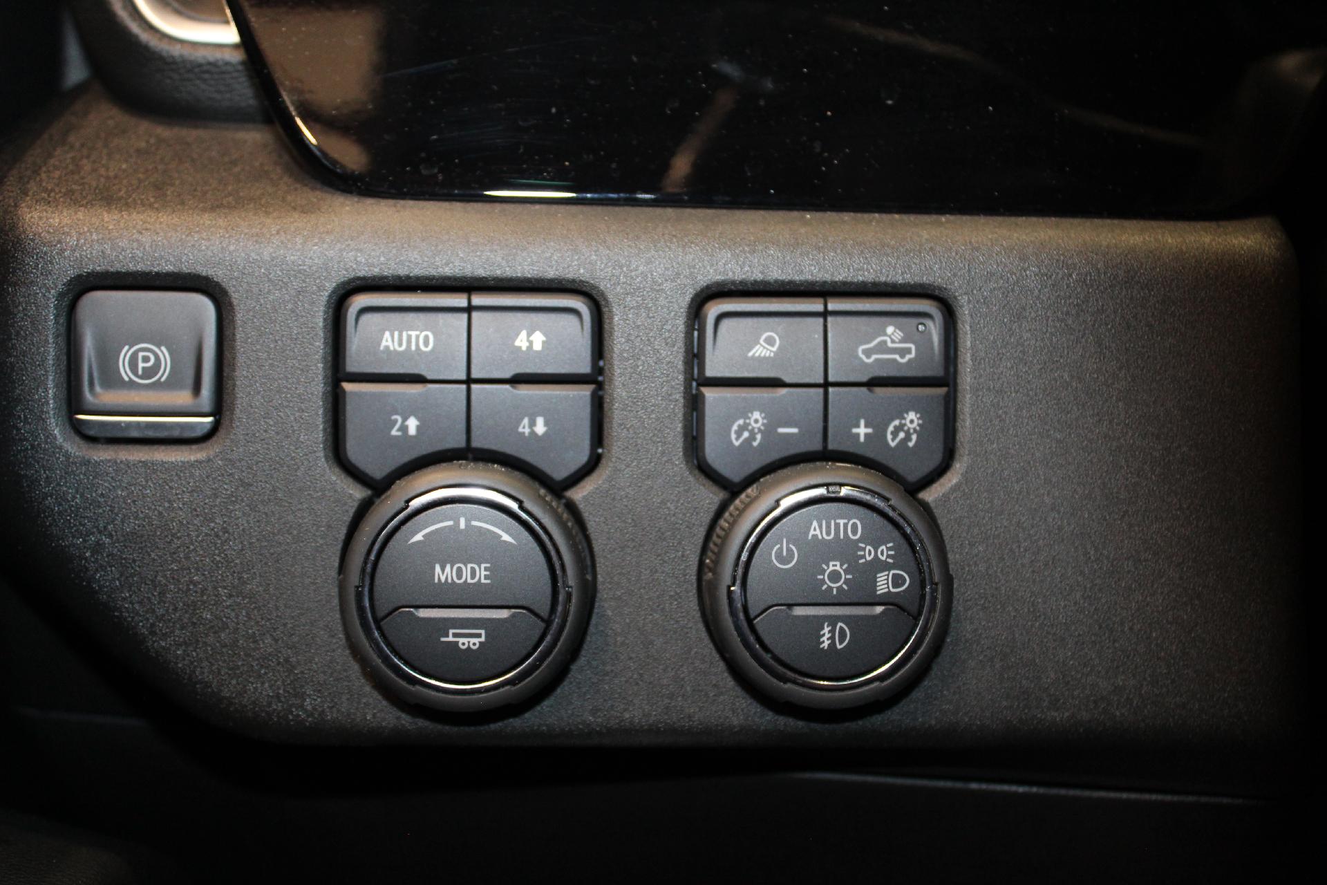 2022 Chevrolet Silverado 1500 Vehicle Photo in NORTHAMPTON, MA 01060-1120
