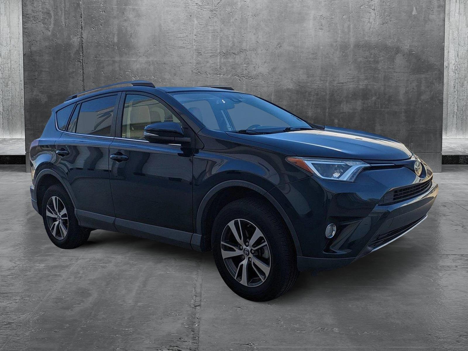 2018 Toyota RAV4 Vehicle Photo in Winter Park, FL 32792