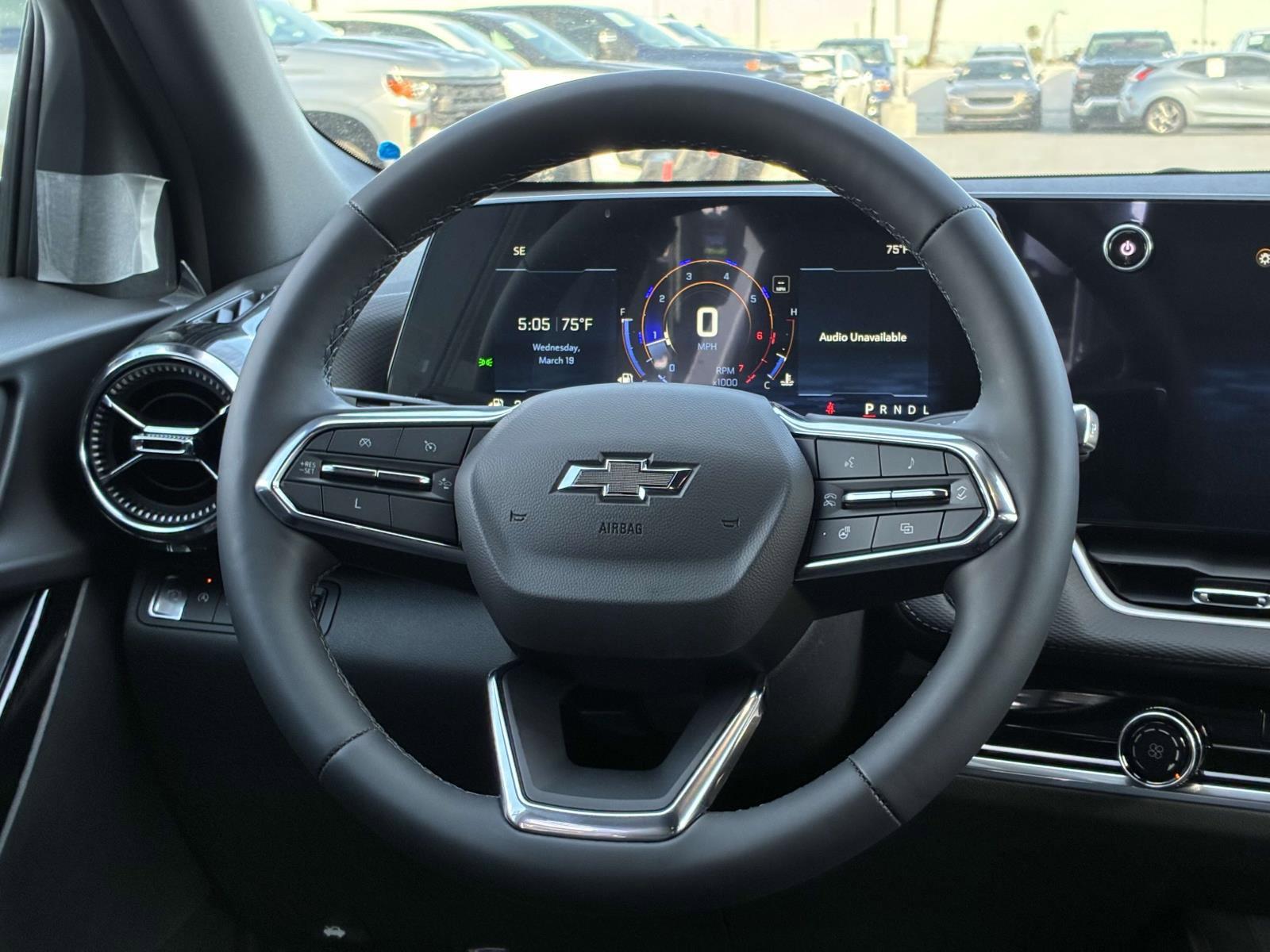 2025 Chevrolet Equinox Vehicle Photo in LOS ANGELES, CA 90007-3794