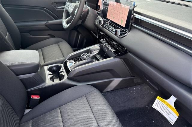 2025 GMC Canyon Vehicle Photo in ELK GROVE, CA 95757-8703
