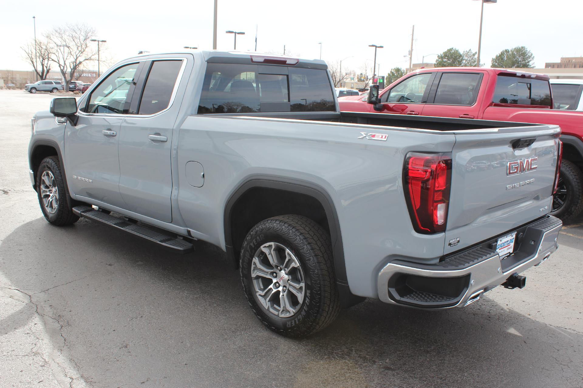 2025 GMC Sierra 1500 Vehicle Photo in AURORA, CO 80012-4011
