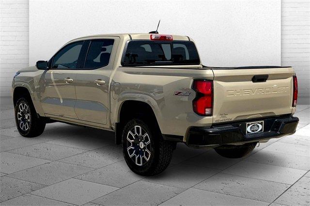 2024 Chevrolet Colorado Vehicle Photo in TOPEKA, KS 66609-0000