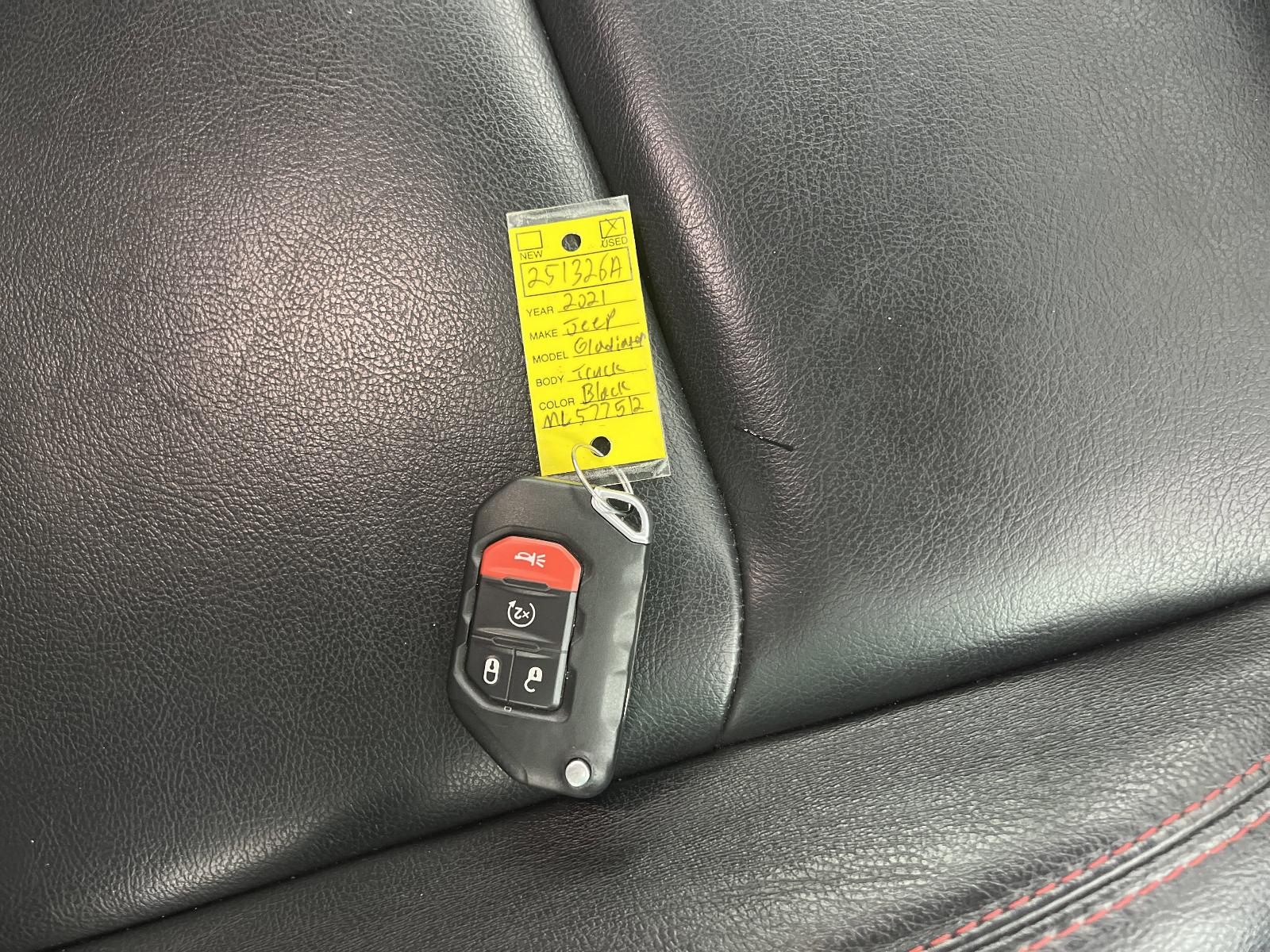 2021 Jeep Gladiator Vehicle Photo in GEORGETOWN, TX 78626-7508