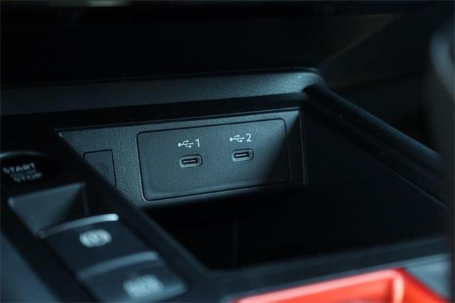 2025 Nissan Kicks Vehicle Photo in Hazelwood, MO 63042