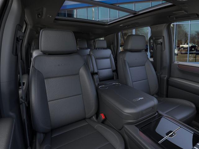 2025 GMC Yukon Vehicle Photo in OSHKOSH, WI 54904-7811