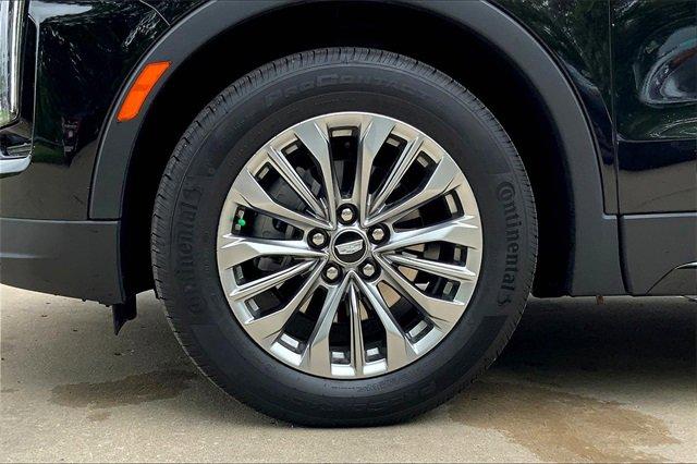 2024 Cadillac XT4 Vehicle Photo in KANSAS CITY, MO 64114-4545