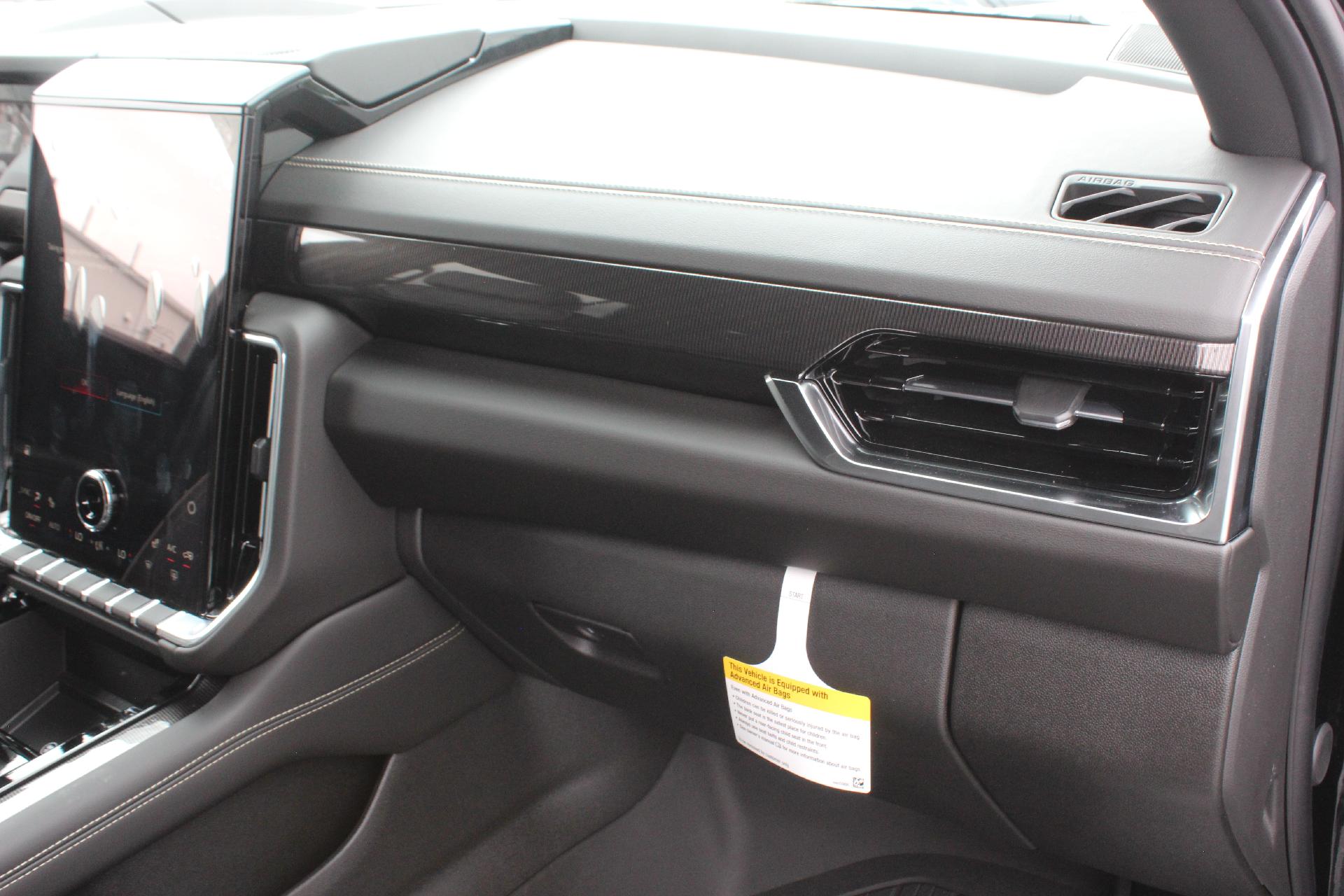 2025 GMC Yukon Vehicle Photo in AURORA, CO 80012-4011