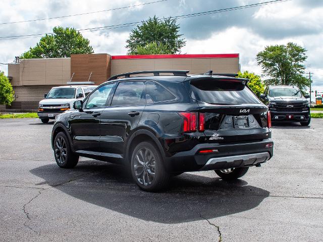 2023 Kia Sorento Vehicle Photo in MADISON, IN 47250-1611