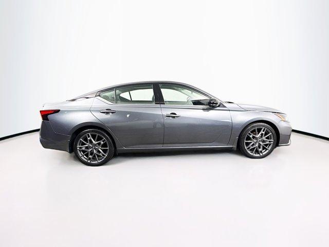 2023 Nissan Altima Vehicle Photo in Flemington, NJ 08822