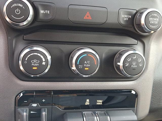 2024 Ram 2500 Vehicle Photo in Philadelphia, PA 19116