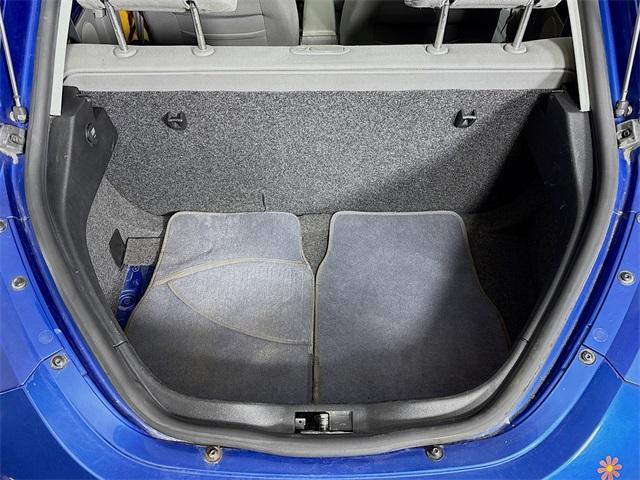 2002 Volkswagen New Beetle Vehicle Photo in Puyallup, WA 98371
