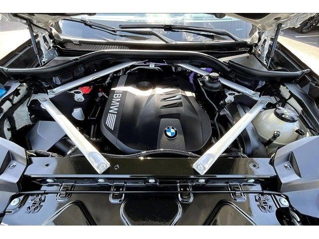 2024 BMW X7 xDrive40i Vehicle Photo in San Antonio, TX 78230
