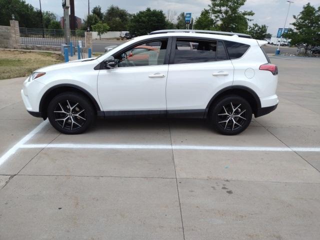 2018 Toyota RAV4 Vehicle Photo in ENGLEWOOD, CO 80113-6708