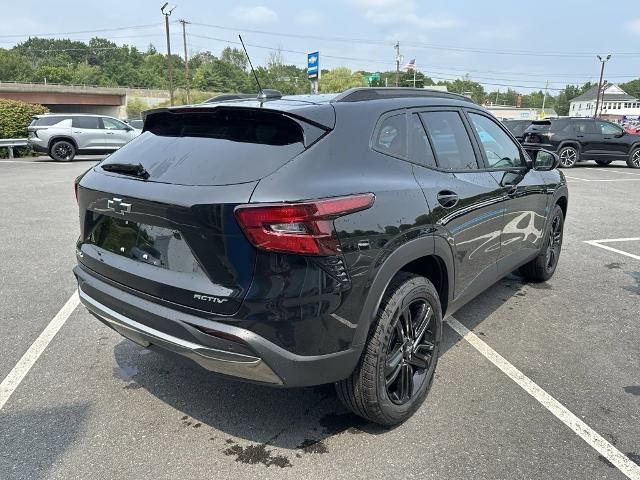 2025 Chevrolet Trax Vehicle Photo in GARDNER, MA 01440-3110