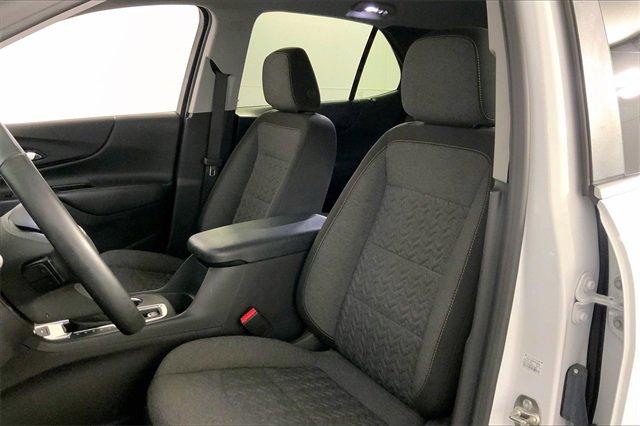 2024 Chevrolet Equinox Vehicle Photo in INDEPENDENCE, MO 64055-1314