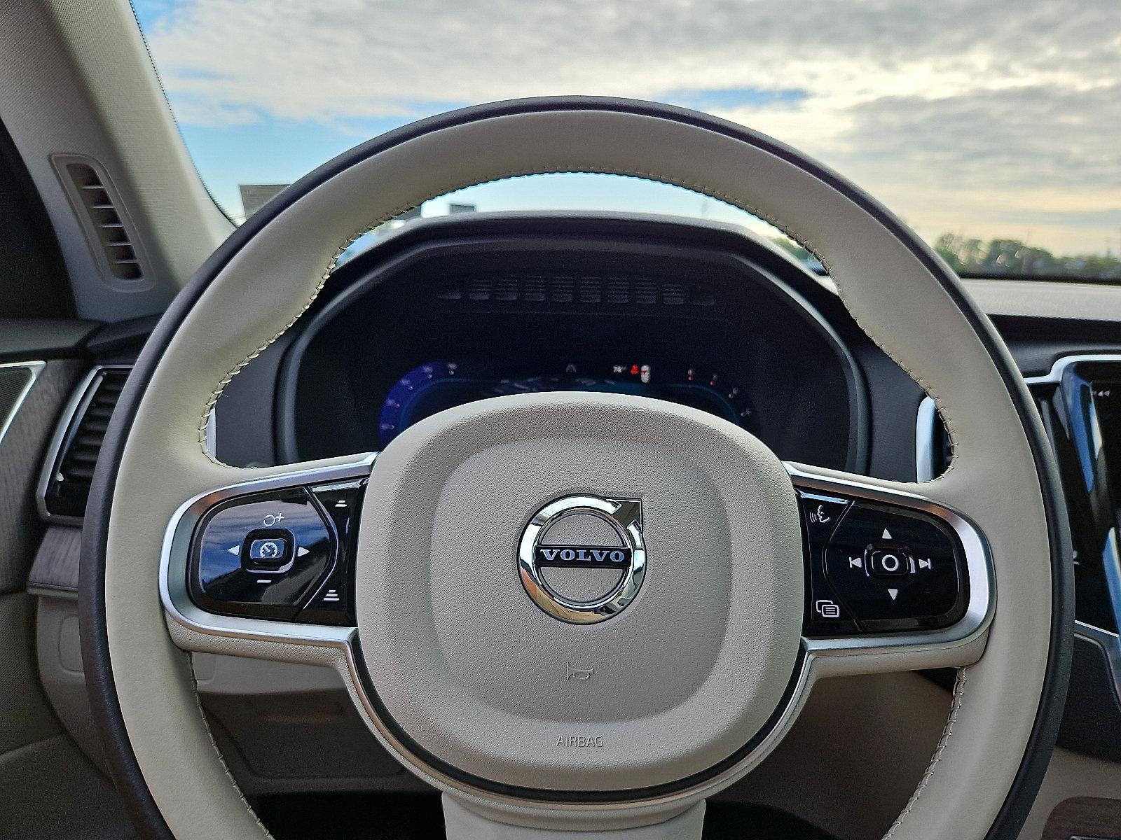 2024 Volvo XC90 Vehicle Photo in Trevose, PA 19053