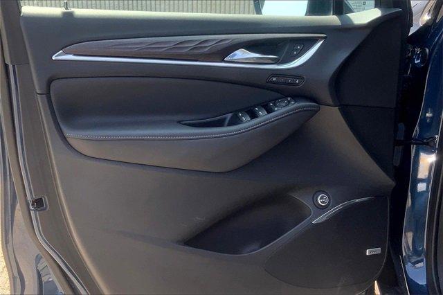 2023 Buick Enclave Vehicle Photo in KANSAS CITY, MO 64114-4545