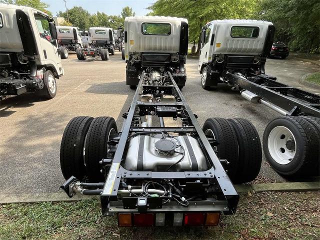 2025 Chevrolet Low Cab Forward 4500 Vehicle Photo in ALCOA, TN 37701-3235