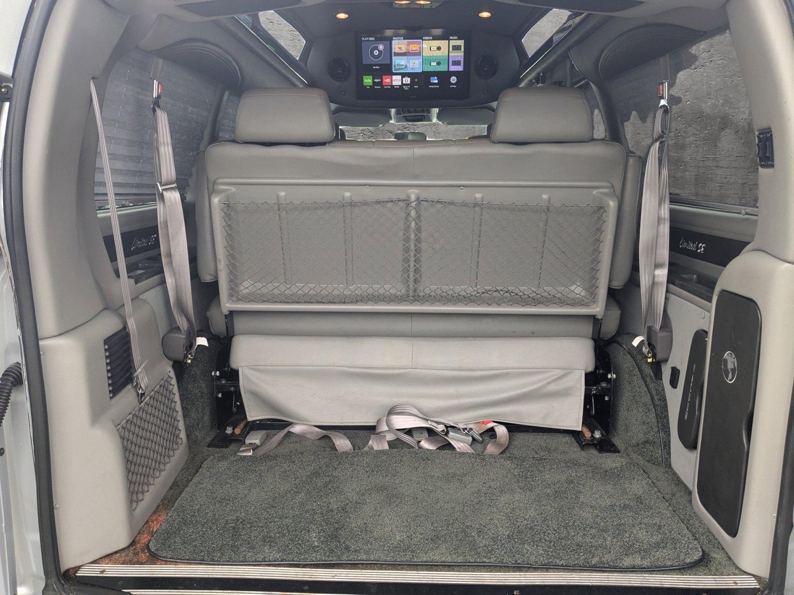 2017 GMC Savana Cargo Van Vehicle Photo in Davie, FL 33331